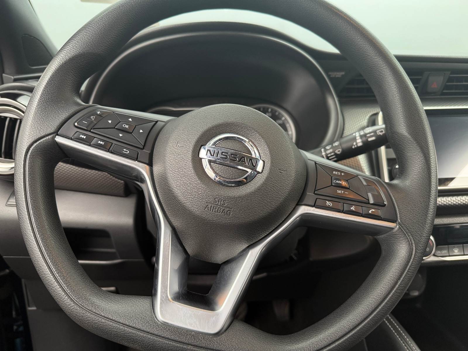 Thumbnail: 2018 Nissan Kicks - 5