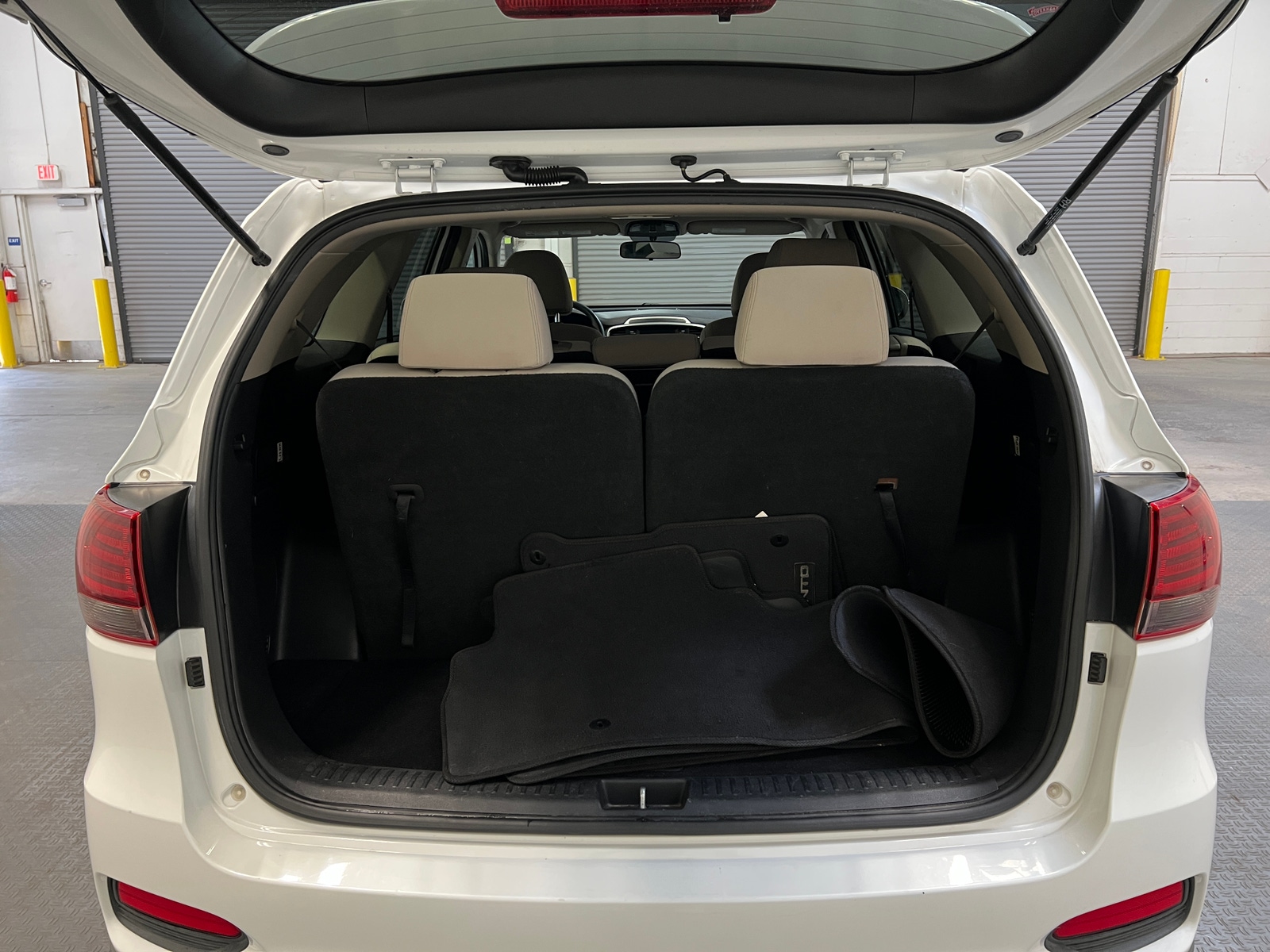 Thumbnail: 2019 Kia Sorento - 7