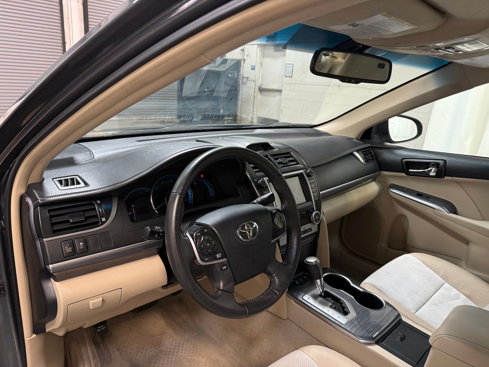 Thumbnail: 2012 Toyota Camry - 3