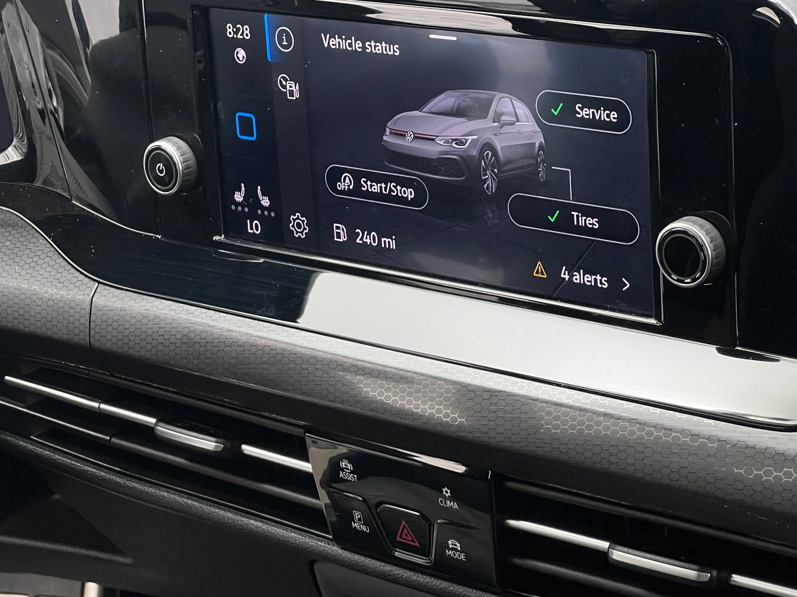 Thumbnail: 2022 Volkswagen Golf - 4