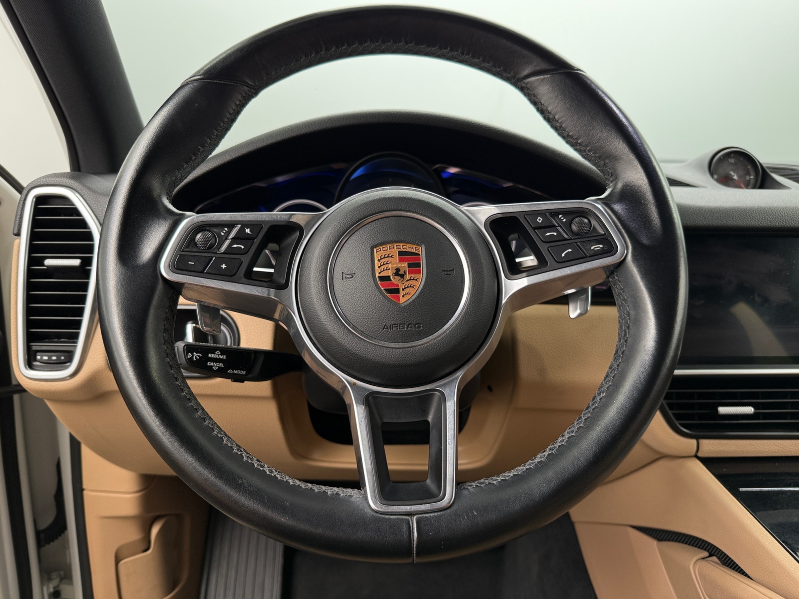 Thumbnail: 2019 Porsche Cayenne - 4