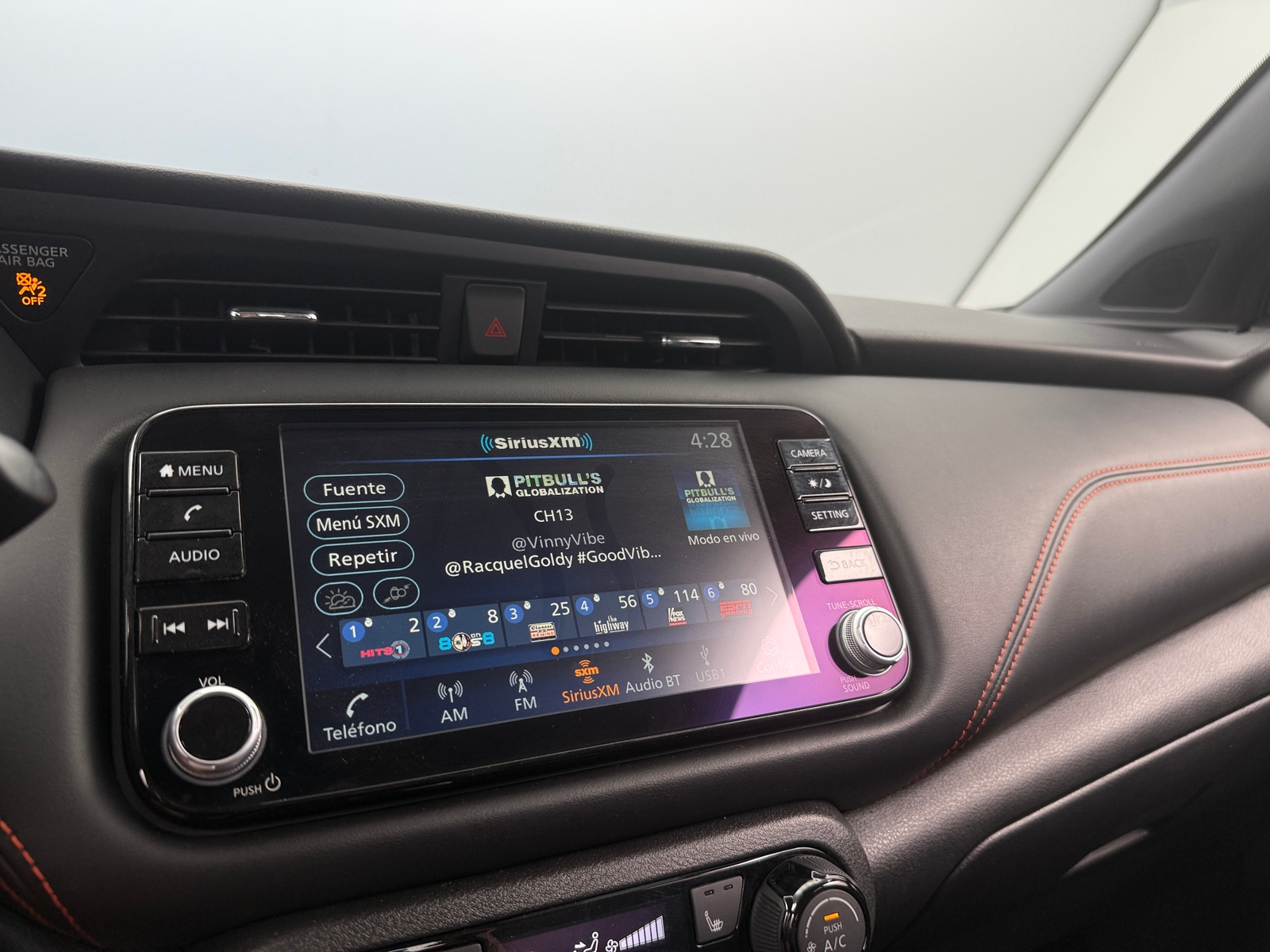 Thumbnail: 2023 Nissan Kicks - 4
