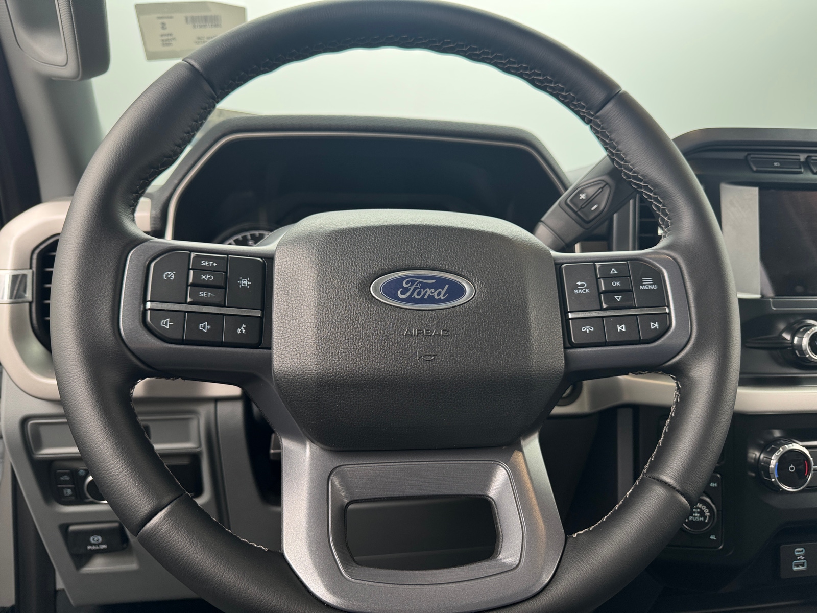Thumbnail: 2023 Ford Econoline - 5