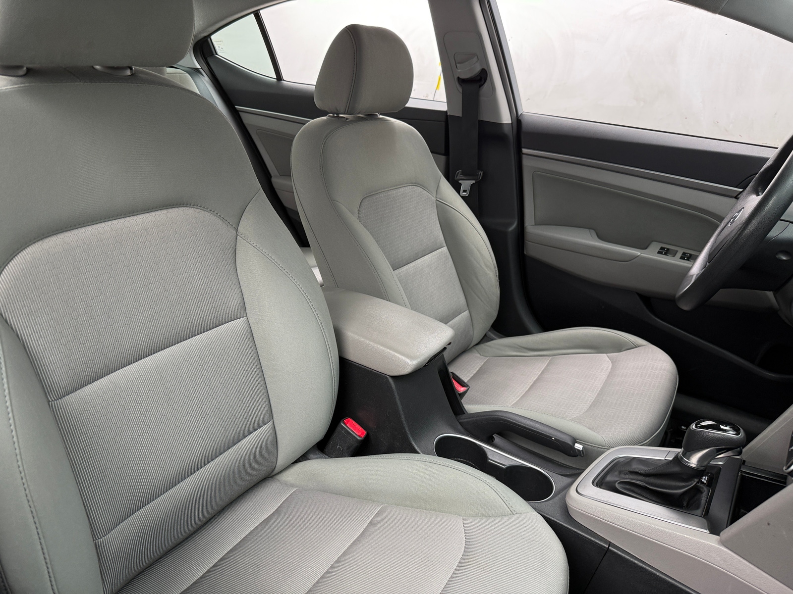 Thumbnail: 2017 Hyundai Elantra - 2