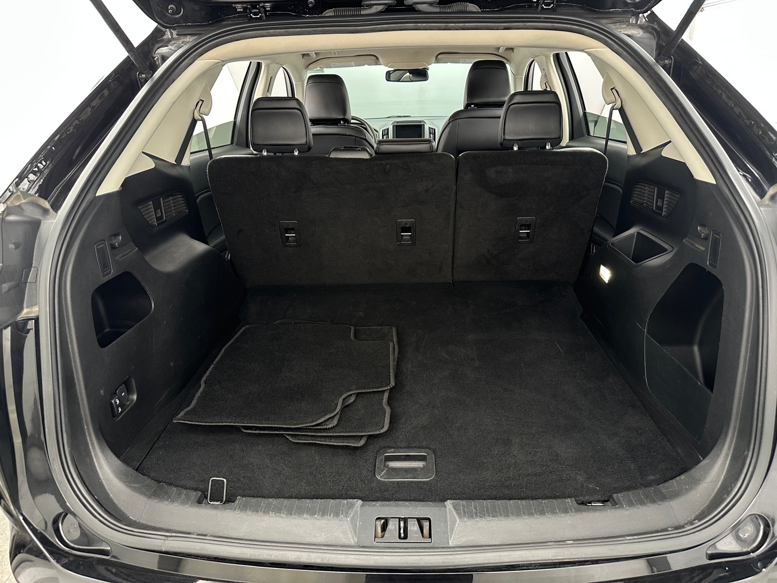 Thumbnail: 2024 Ford Edge - 6