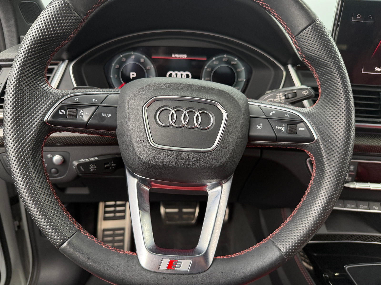 Thumbnail: 2021 Audi SQ5 - 4