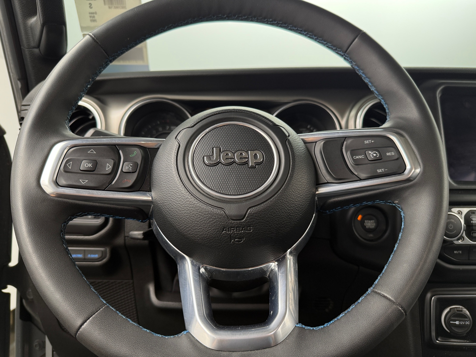 Thumbnail: 2023 Jeep Wrangler - 5