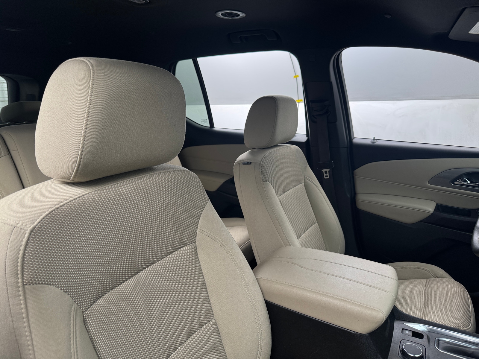 Thumbnail: 2023 Chevrolet Traverse - 2