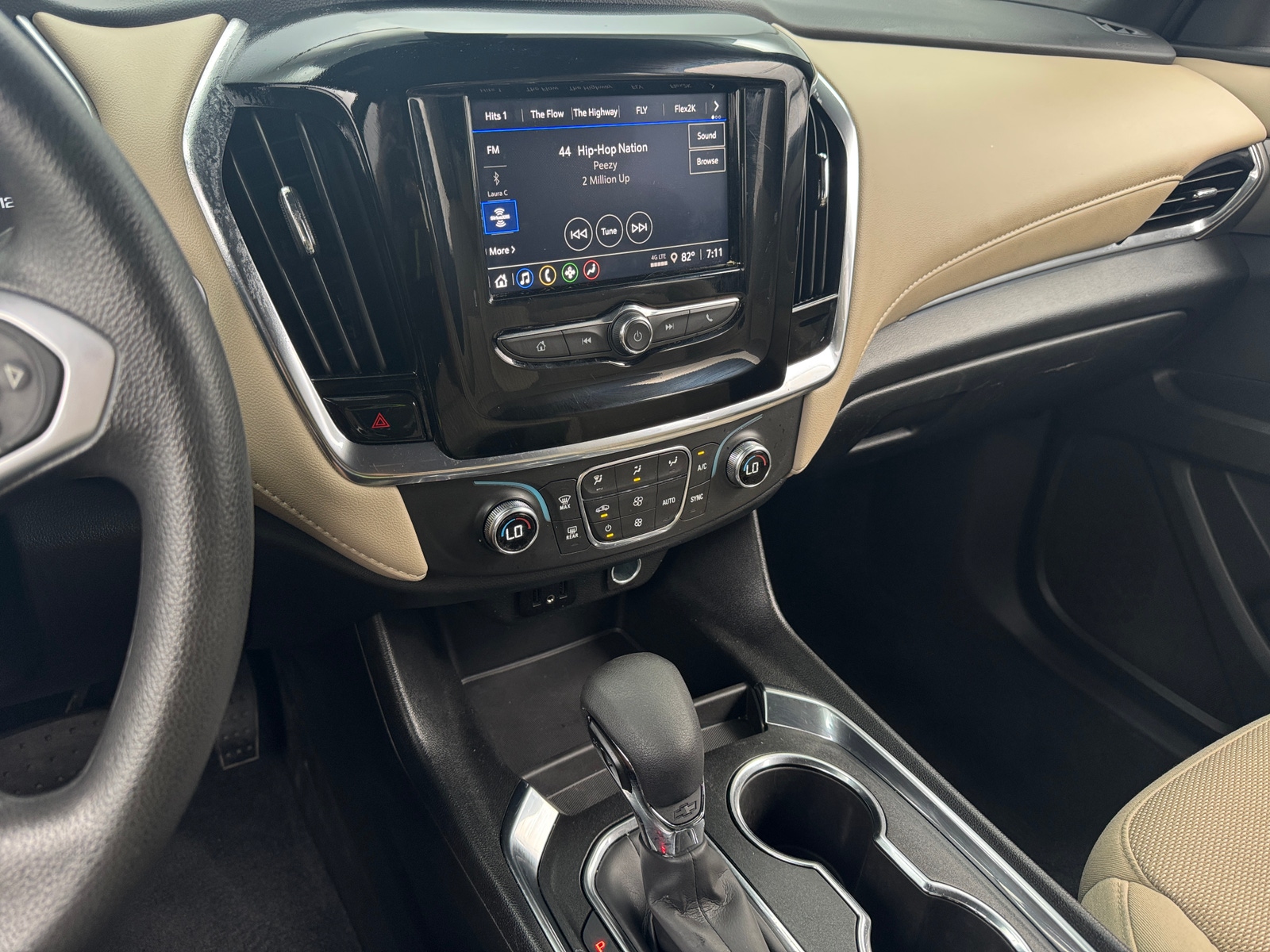 Thumbnail: 2023 Chevrolet Traverse - 4