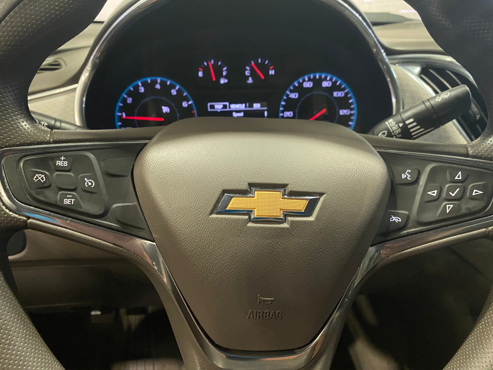 Thumbnail: 2020 Chevrolet Malibu - 5