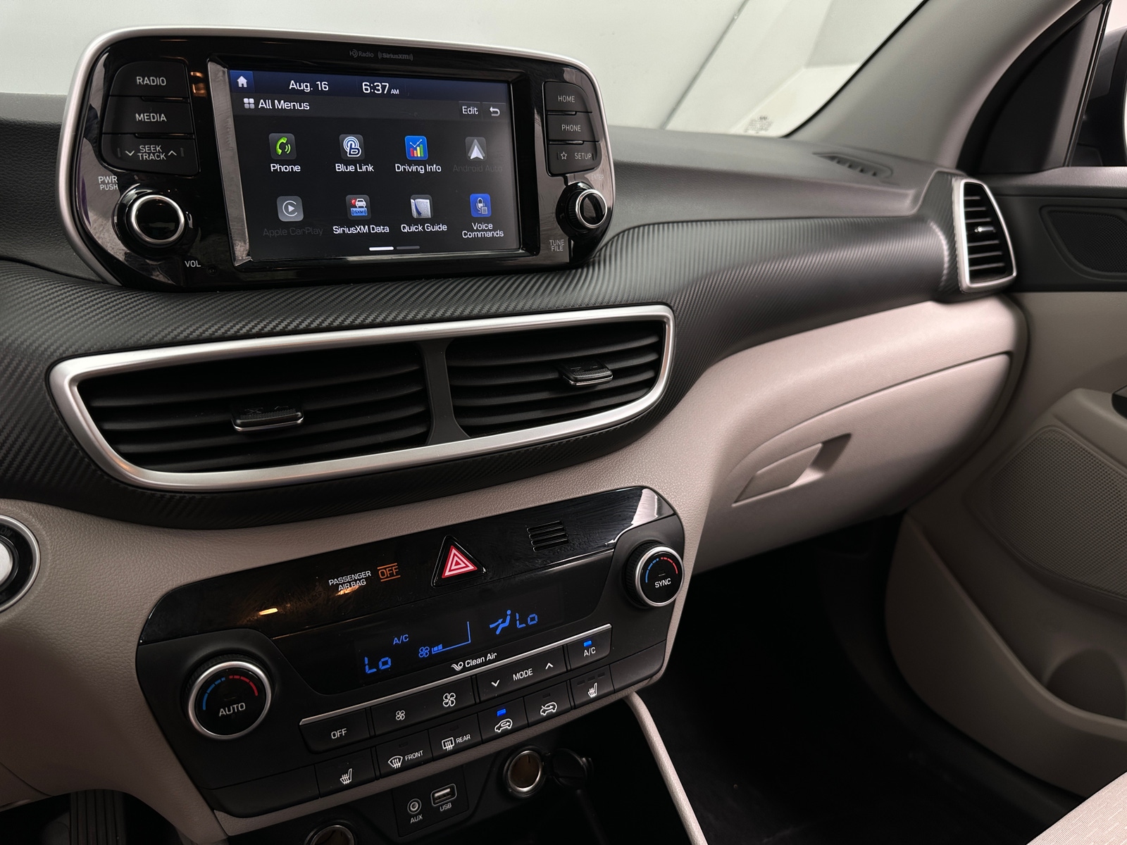 Thumbnail: 2019 Hyundai Tucson - 4