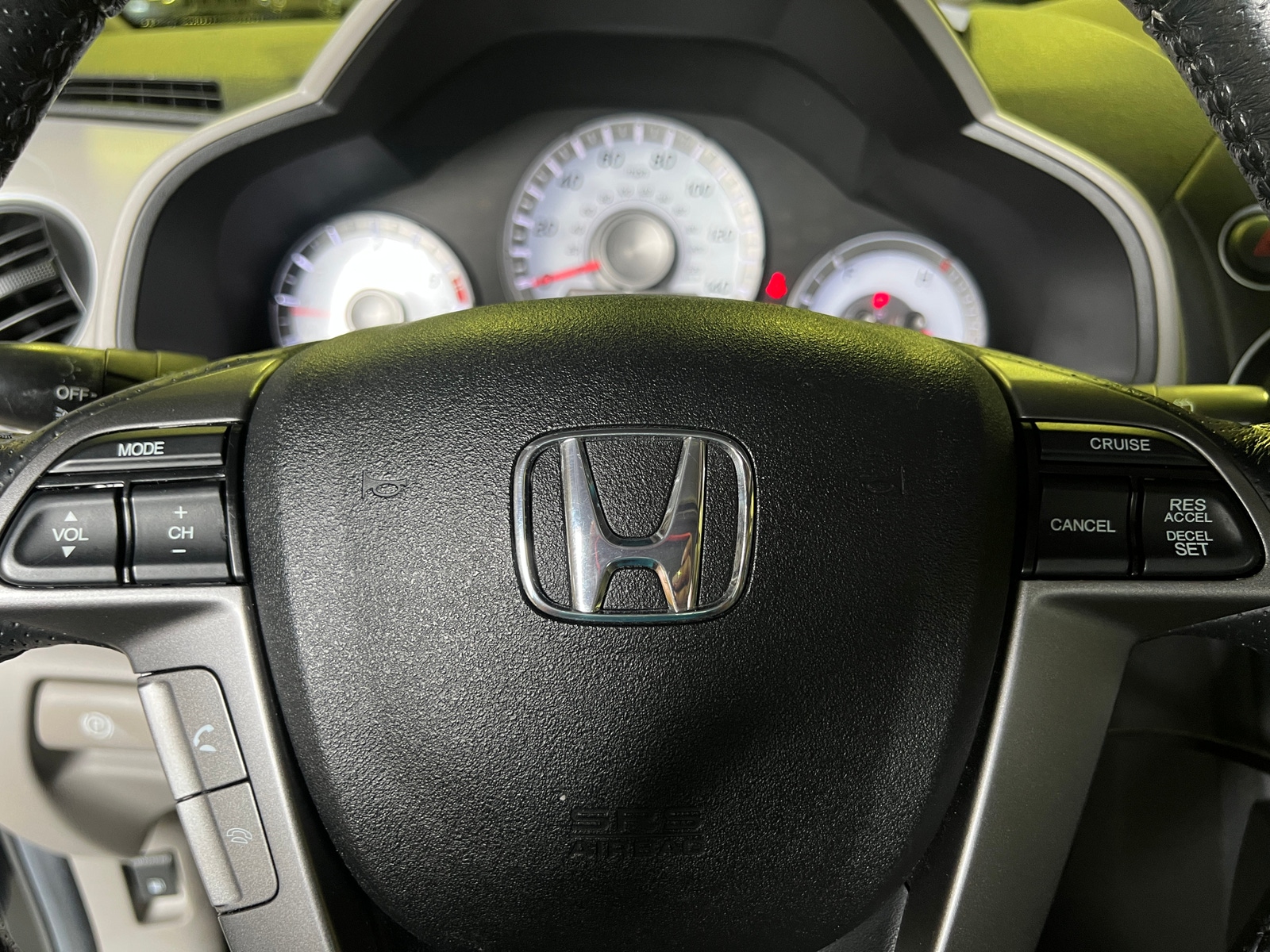 Thumbnail: 2012 Honda Pilot - 4