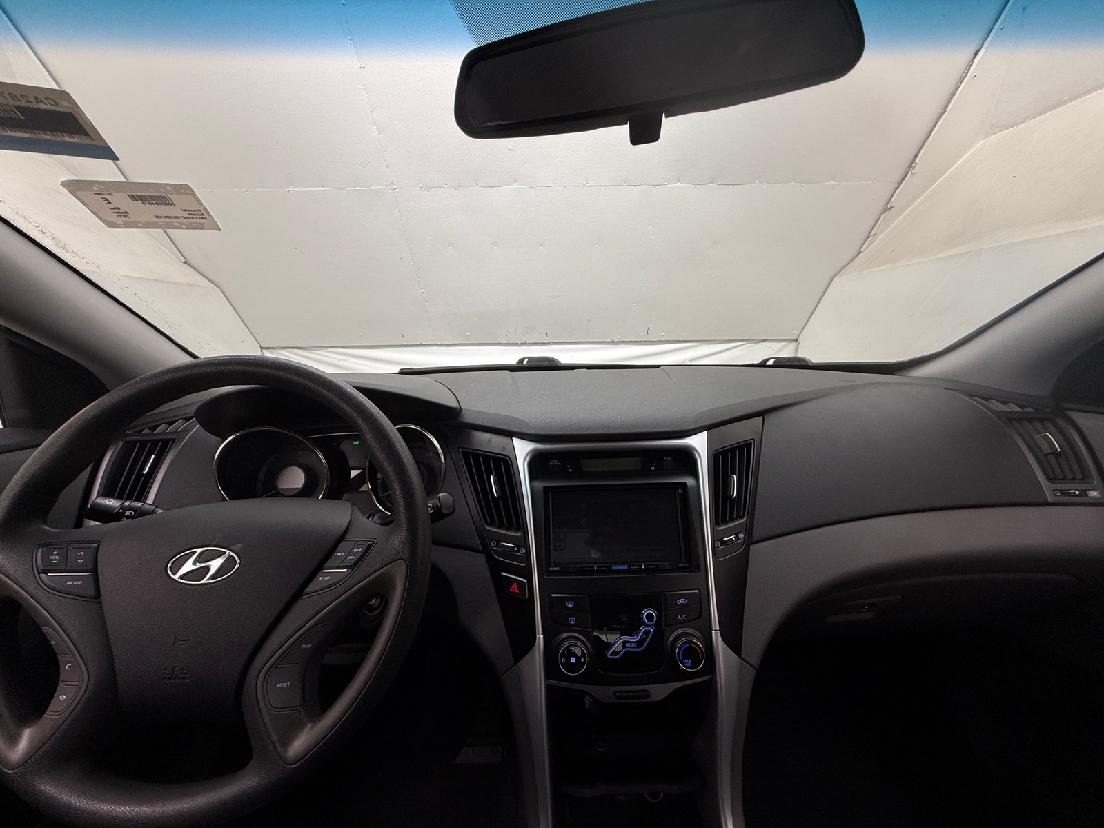 Thumbnail: 2011 Hyundai Sonata - 3