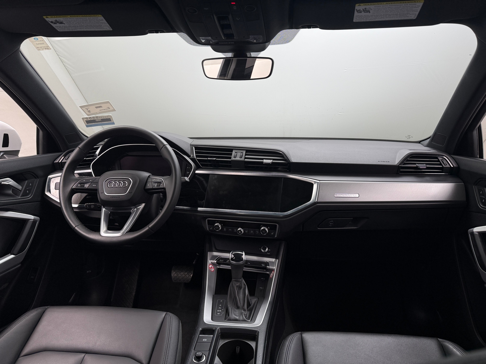 Thumbnail: 2025 Audi Q3 - 2