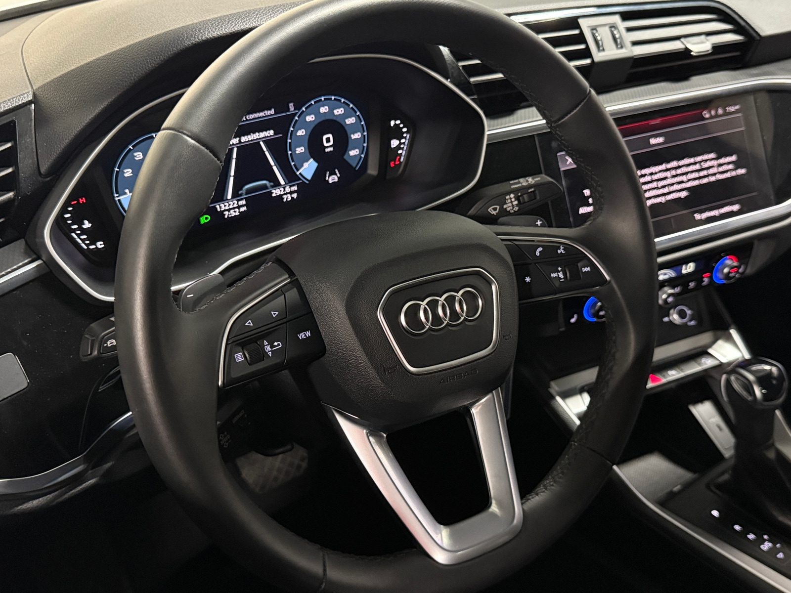 Thumbnail: 2025 Audi Q3 - 4