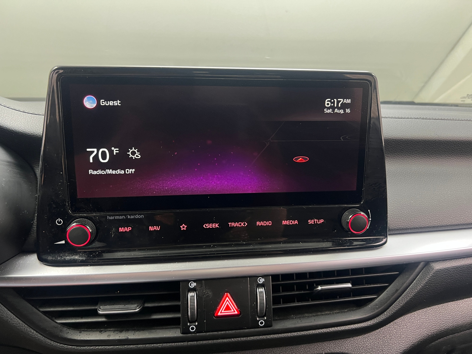Thumbnail: 2022 Kia Forte - 3