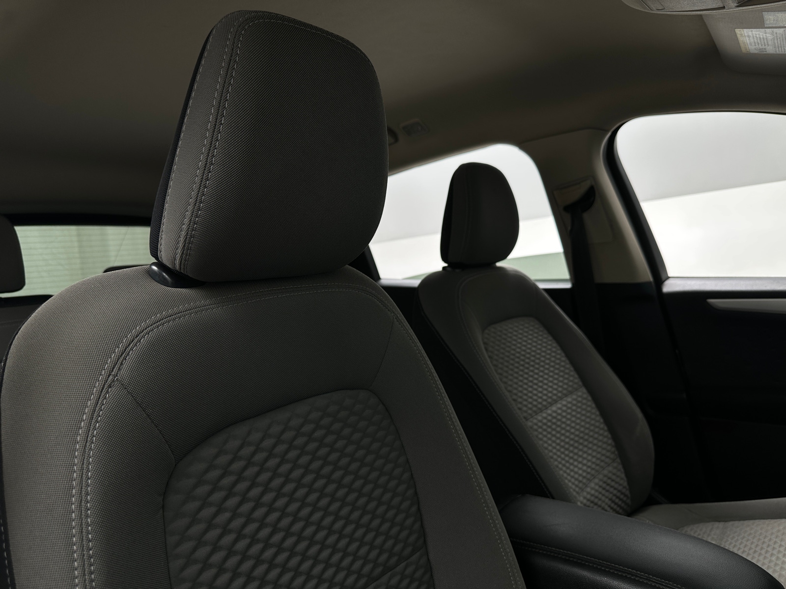 Thumbnail: 2020 Ford Escape - 2