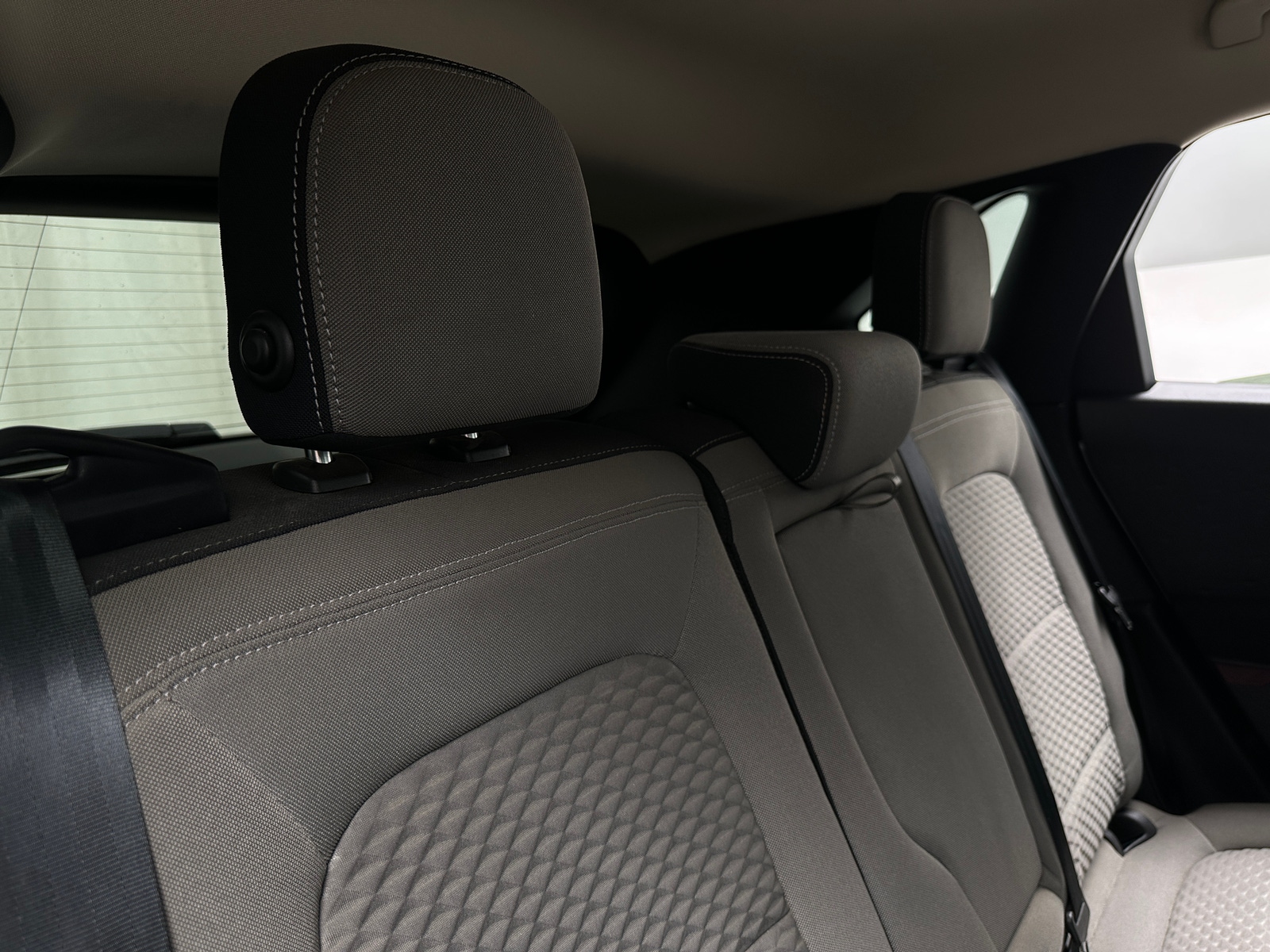 Thumbnail: 2020 Ford Escape - 6