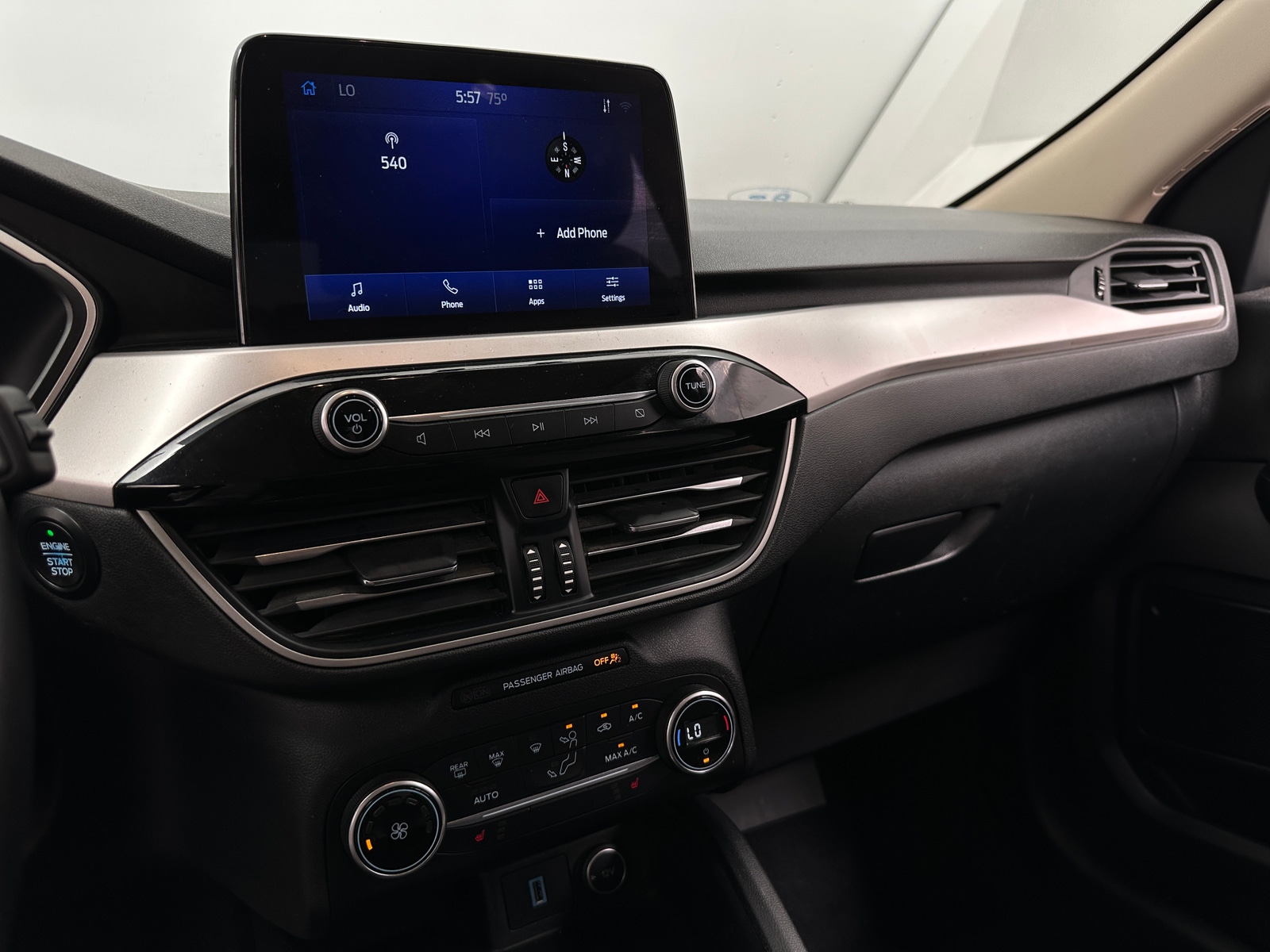 Thumbnail: 2020 Ford Escape - 4