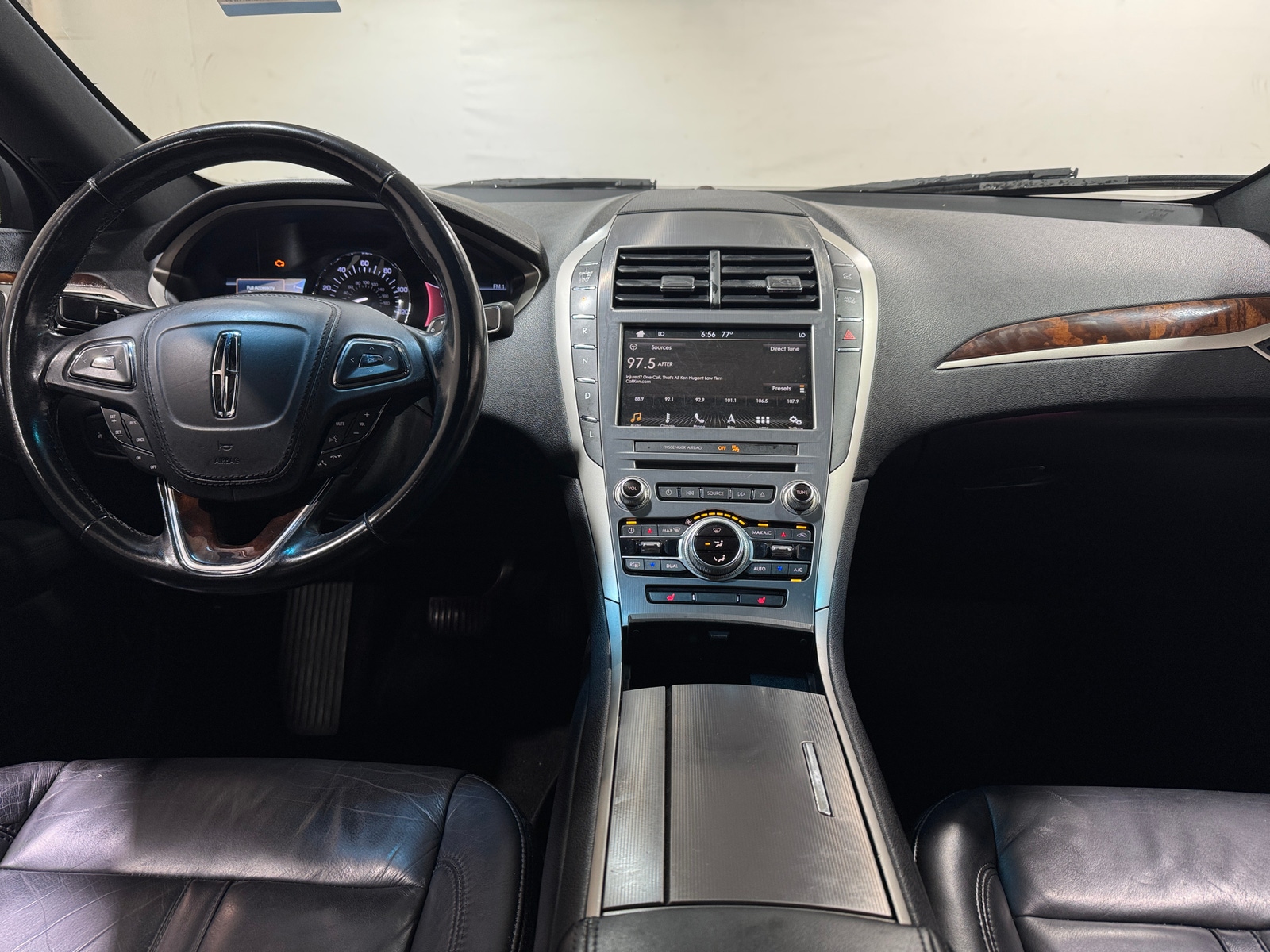 Thumbnail: 2017 Lincoln MKZ - 2
