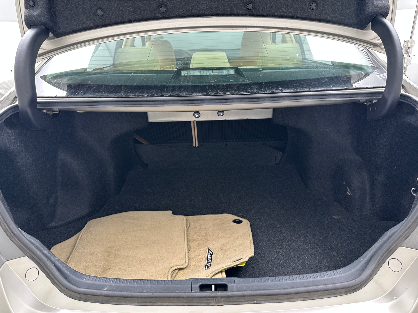 Thumbnail: 2016 Toyota Camry - 7