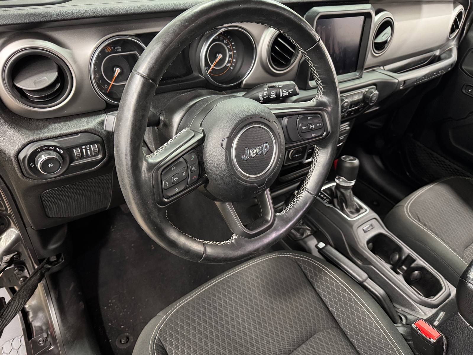 Thumbnail: 2021 Jeep Wrangler - 3