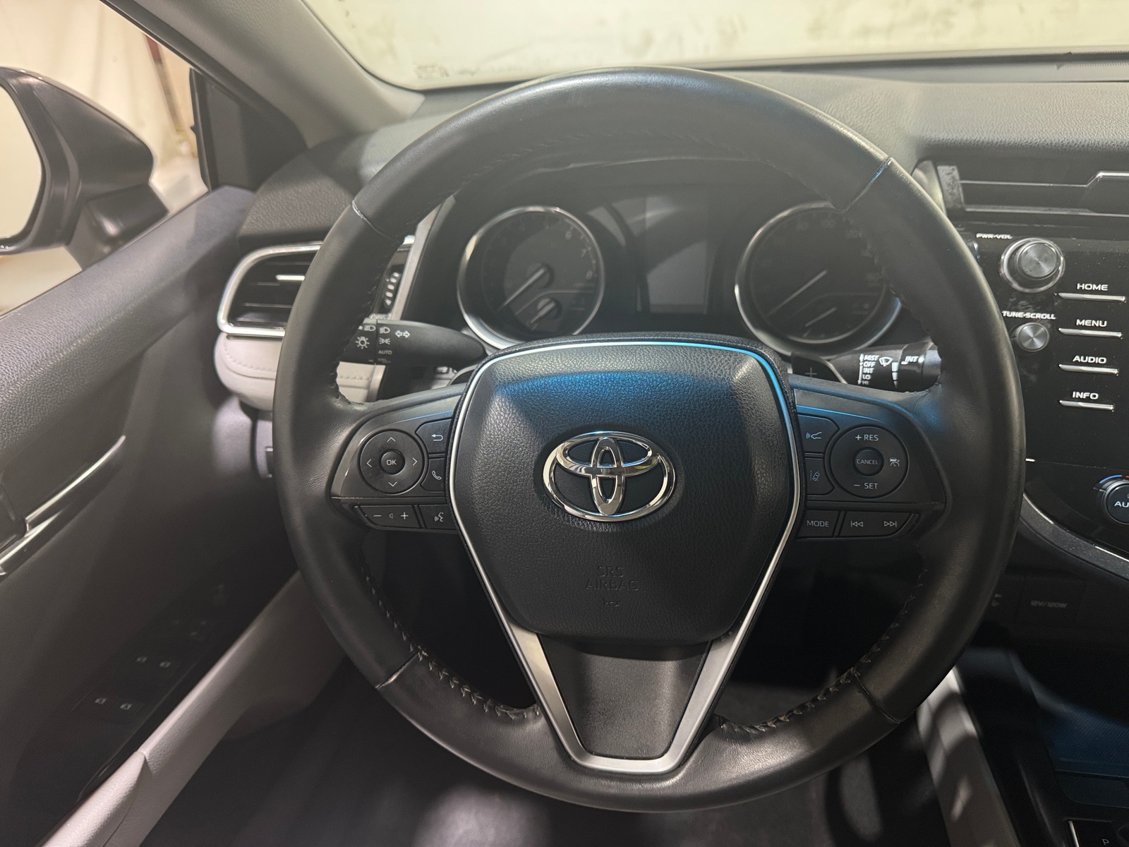 Thumbnail: 2018 Toyota Camry - 5