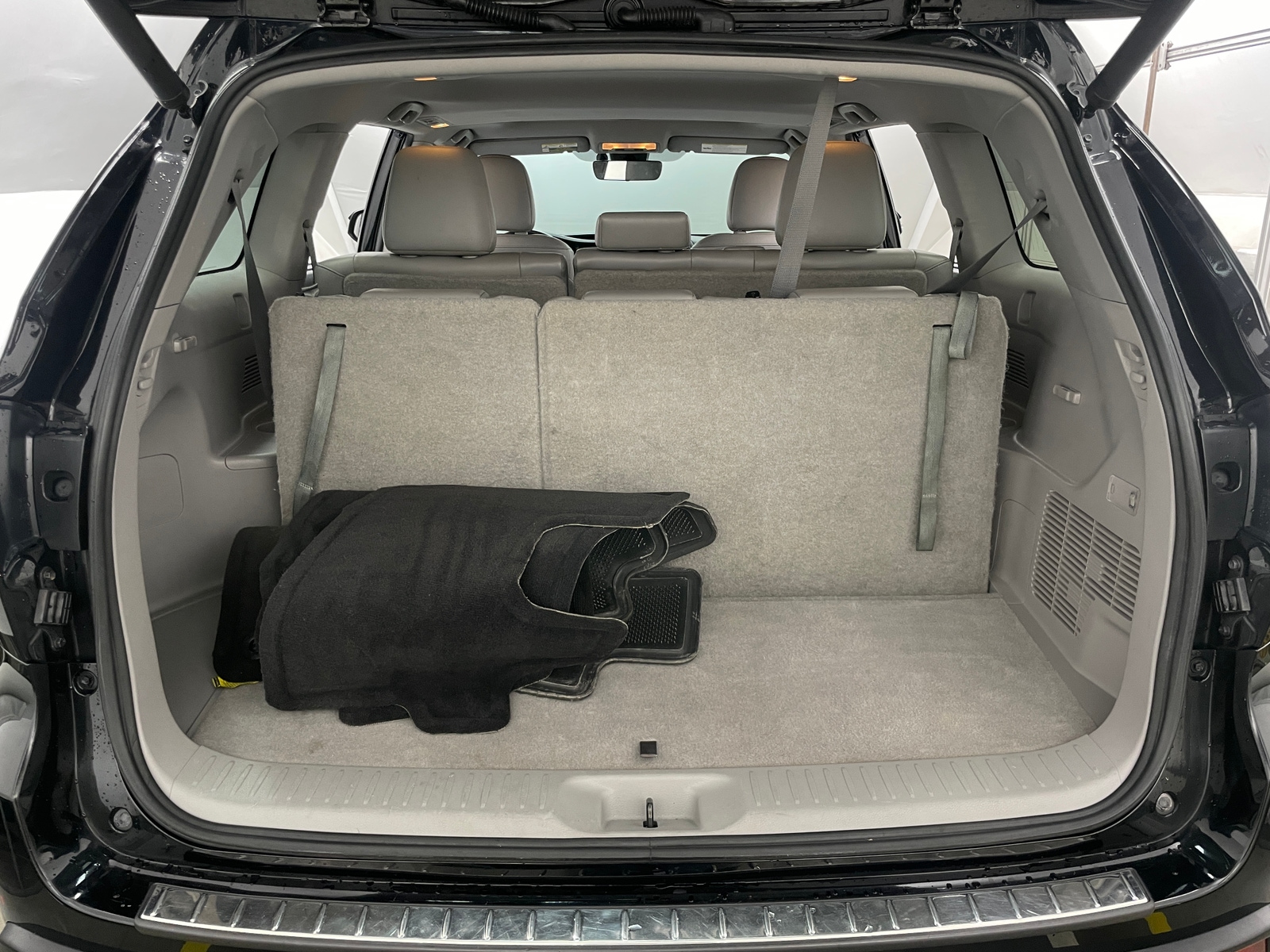 Thumbnail: 2019 Toyota Highlander - 6