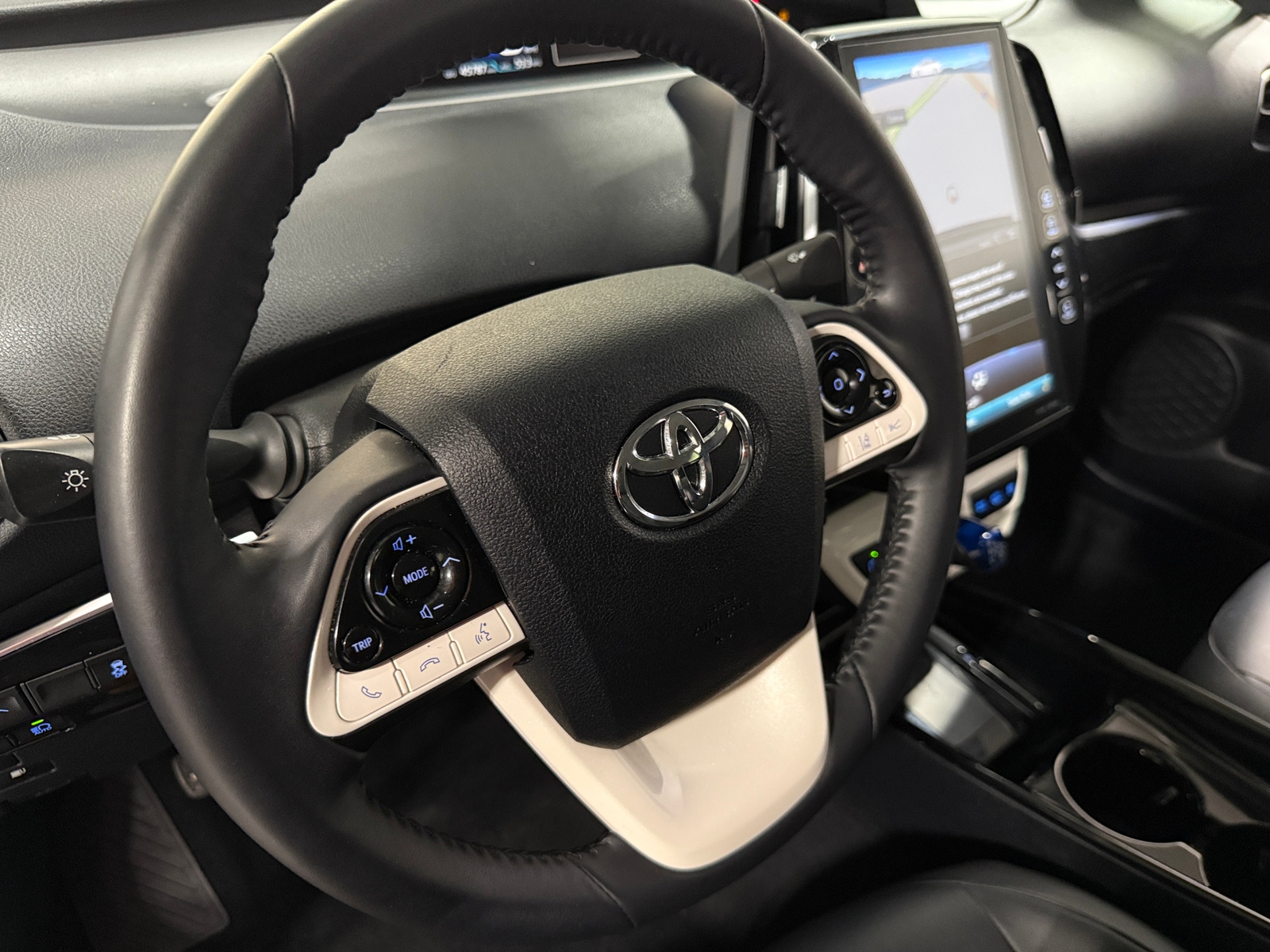 Thumbnail: 2019 Toyota Prius Prime - 4
