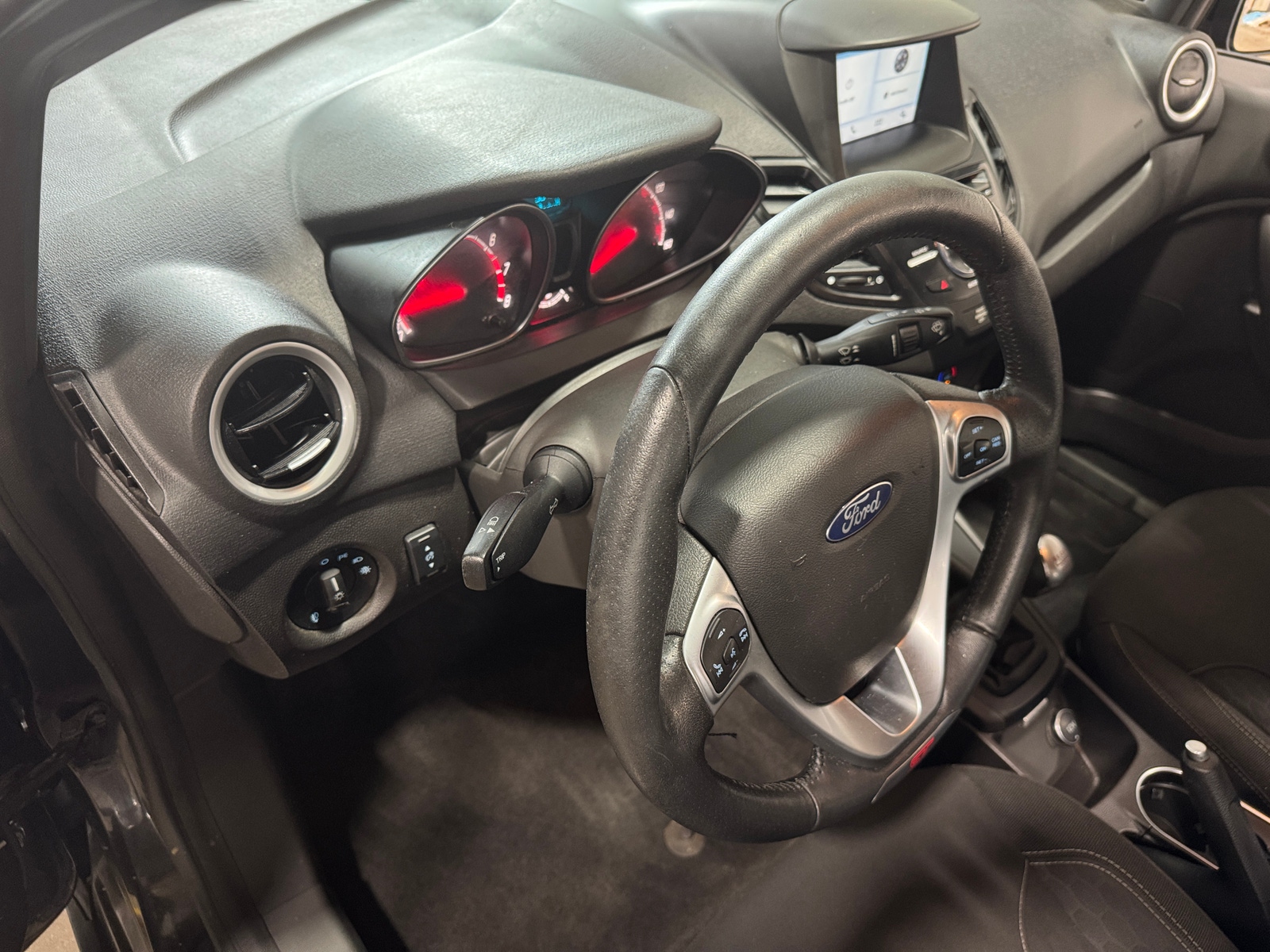 Thumbnail: 2016 Ford Fiesta - 3