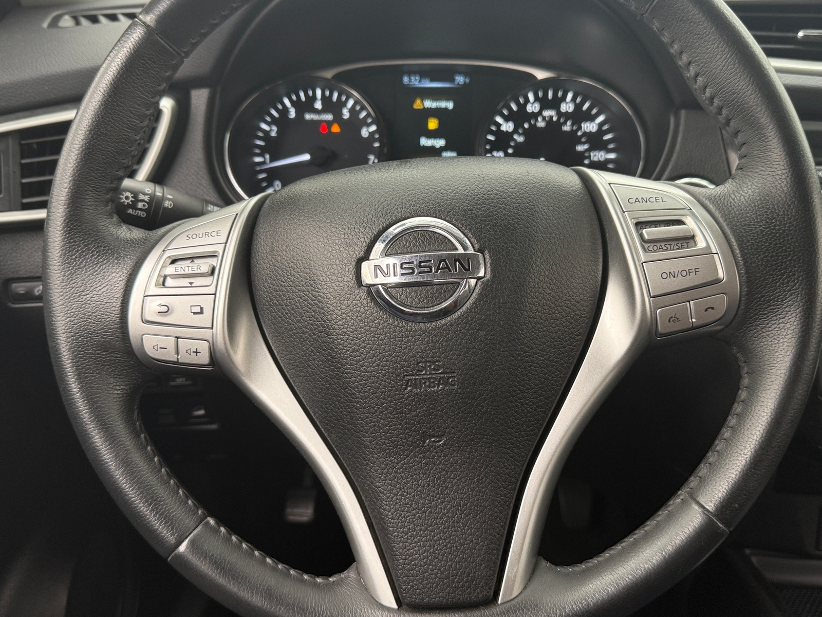 Thumbnail: 2015 Nissan Rogue - 4