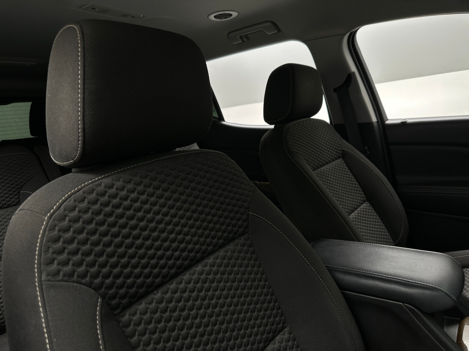 Thumbnail: 2017 GMC Acadia - 2