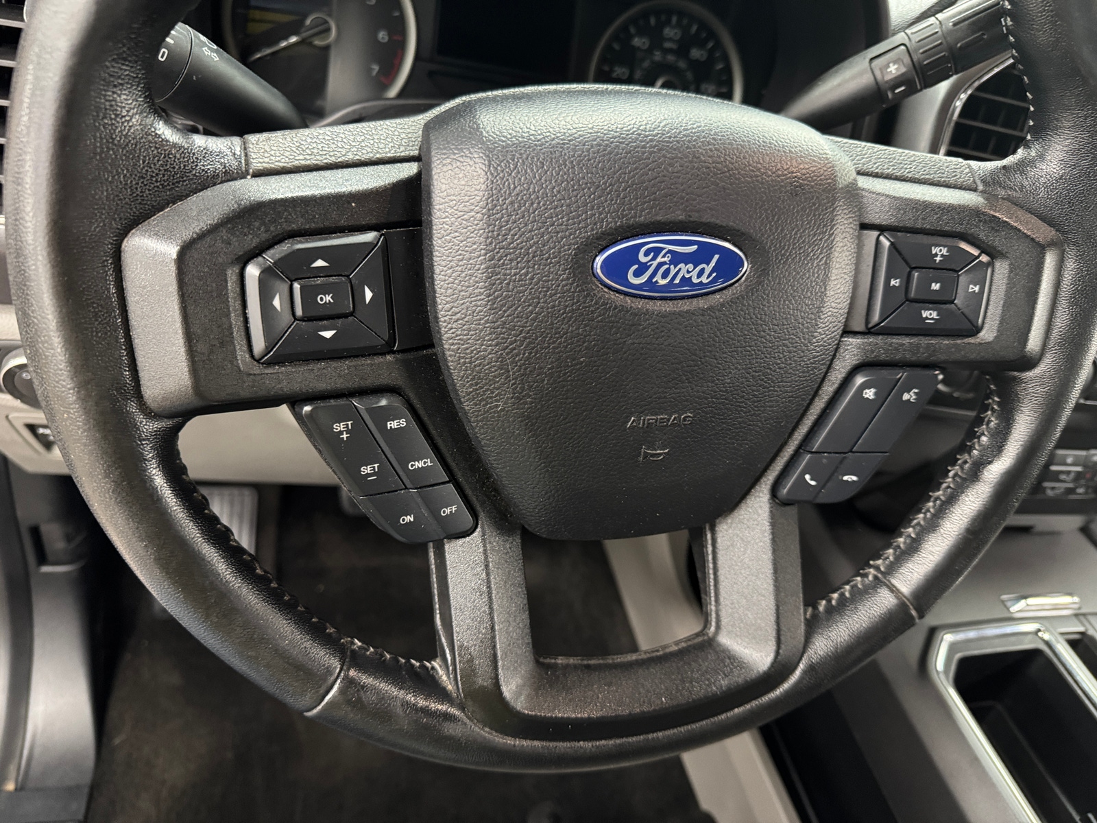 Thumbnail: 2020 Ford Econoline - 5