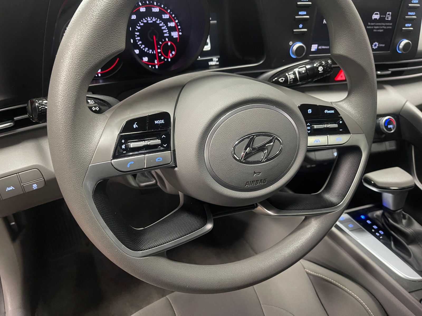 Thumbnail: 2023 Hyundai Elantra - 5