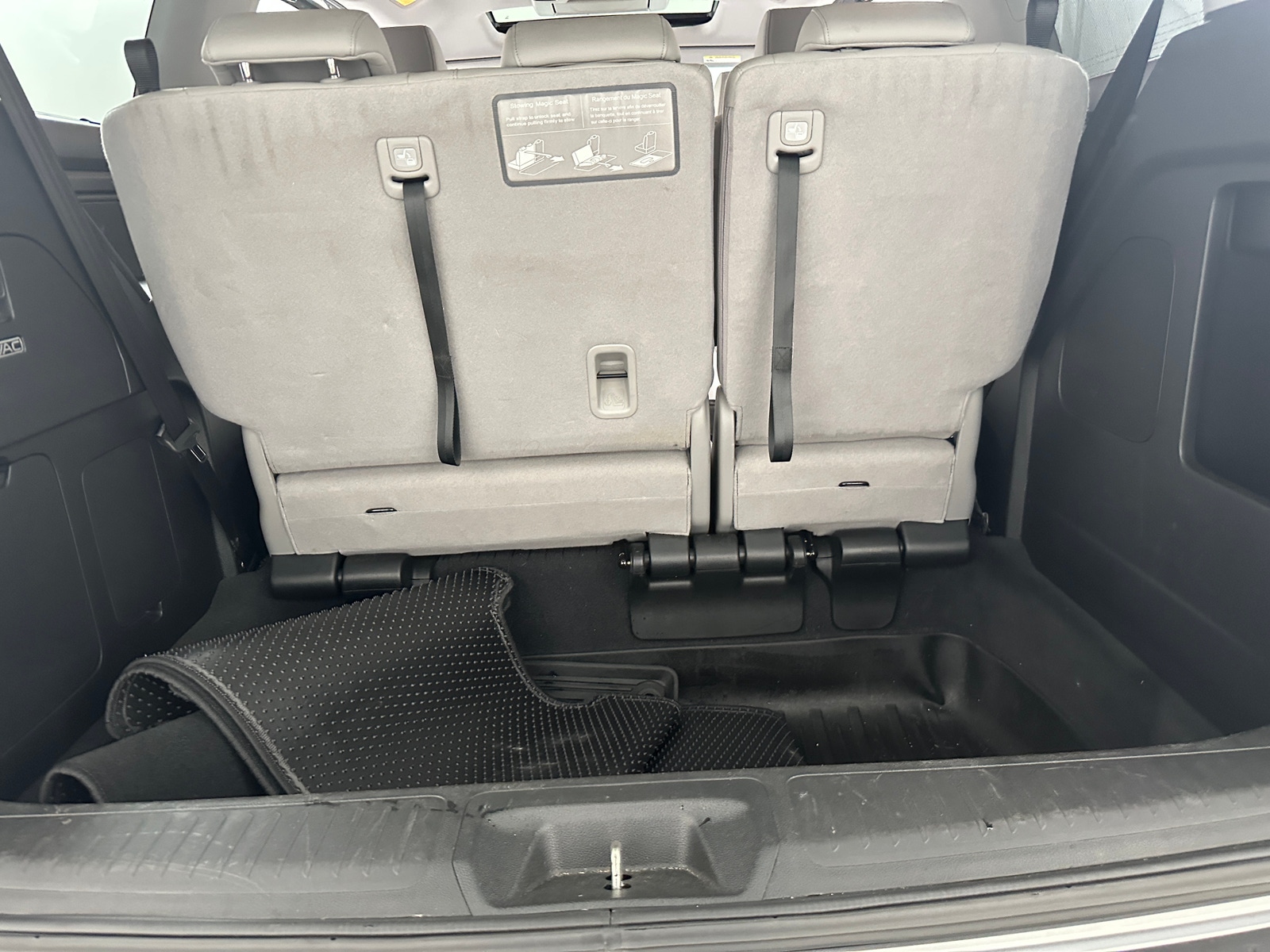 Thumbnail: 2019 Honda Odyssey - 6
