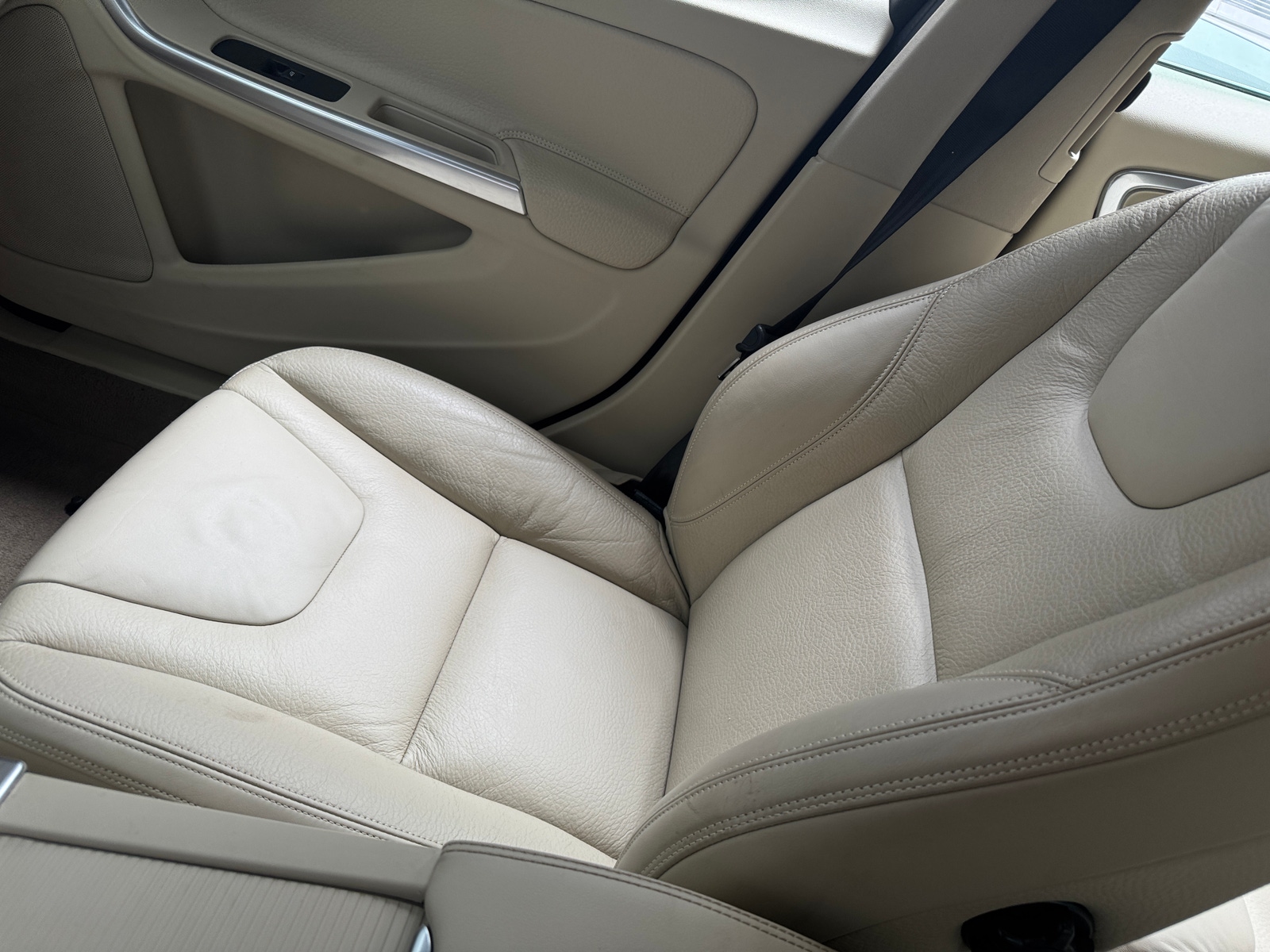 Thumbnail: 2014 Volvo S60 - 2