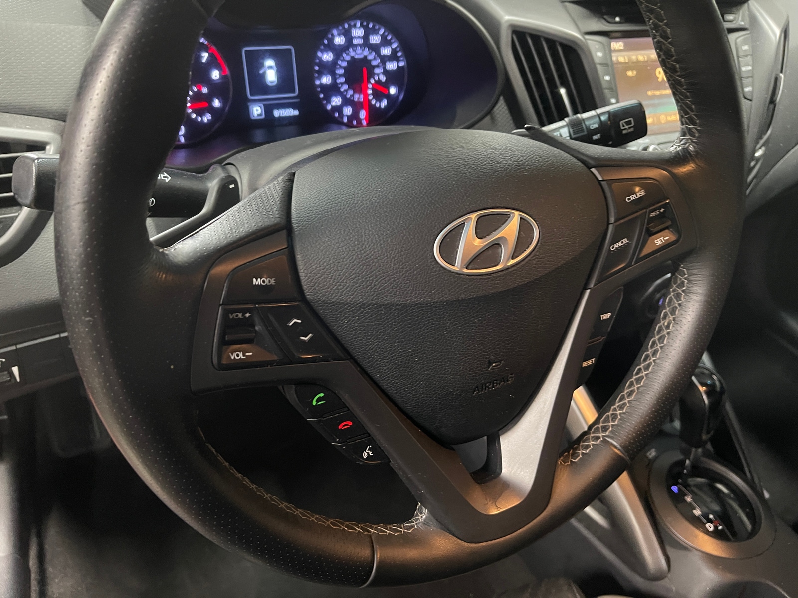 Thumbnail: 2016 Hyundai Veloster - 3