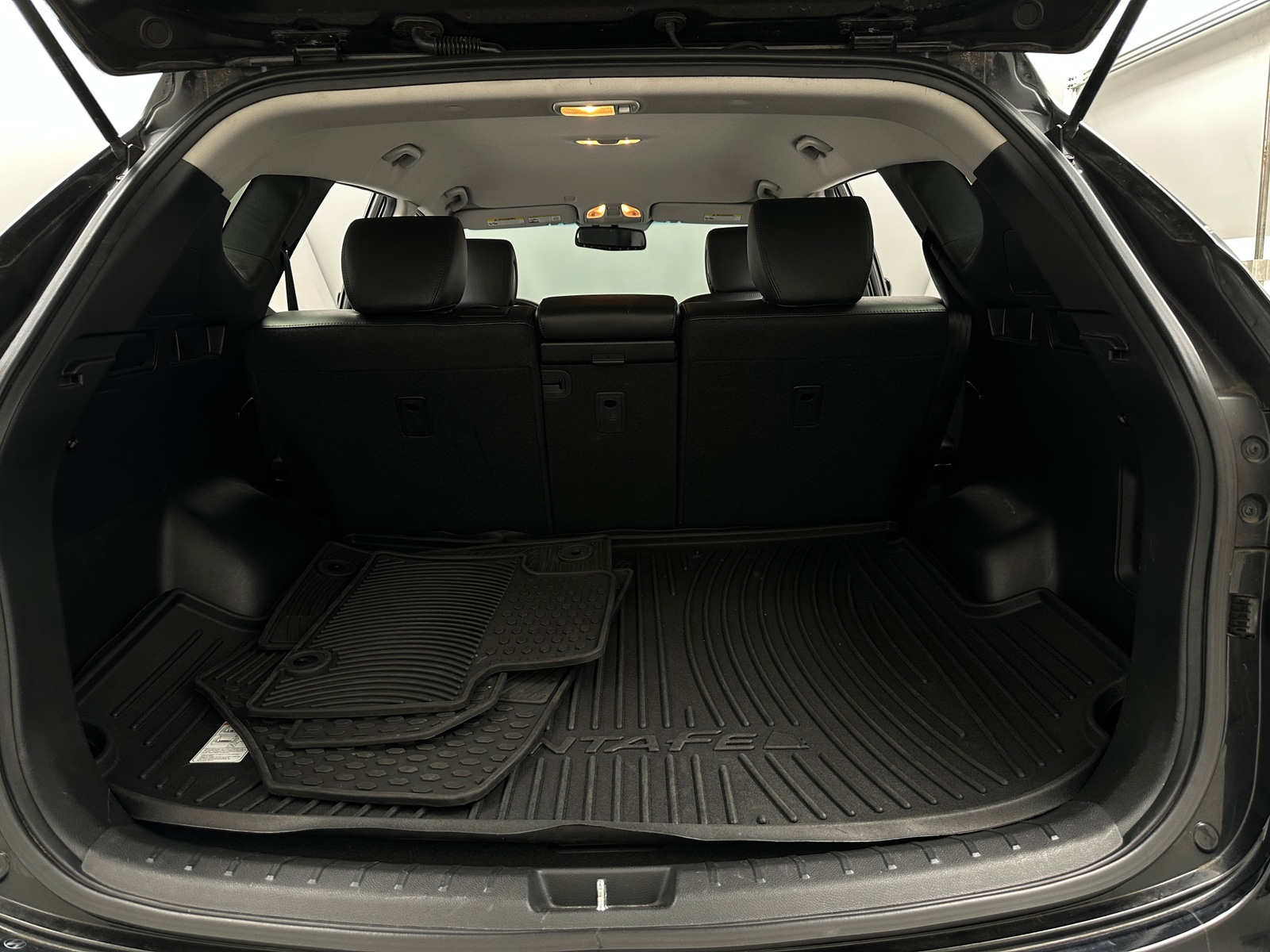 Thumbnail: 2013 Hyundai Santa Fe - 7