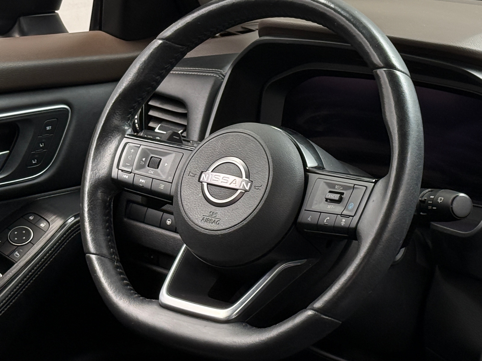 Thumbnail: 2022 Nissan Rogue - 4