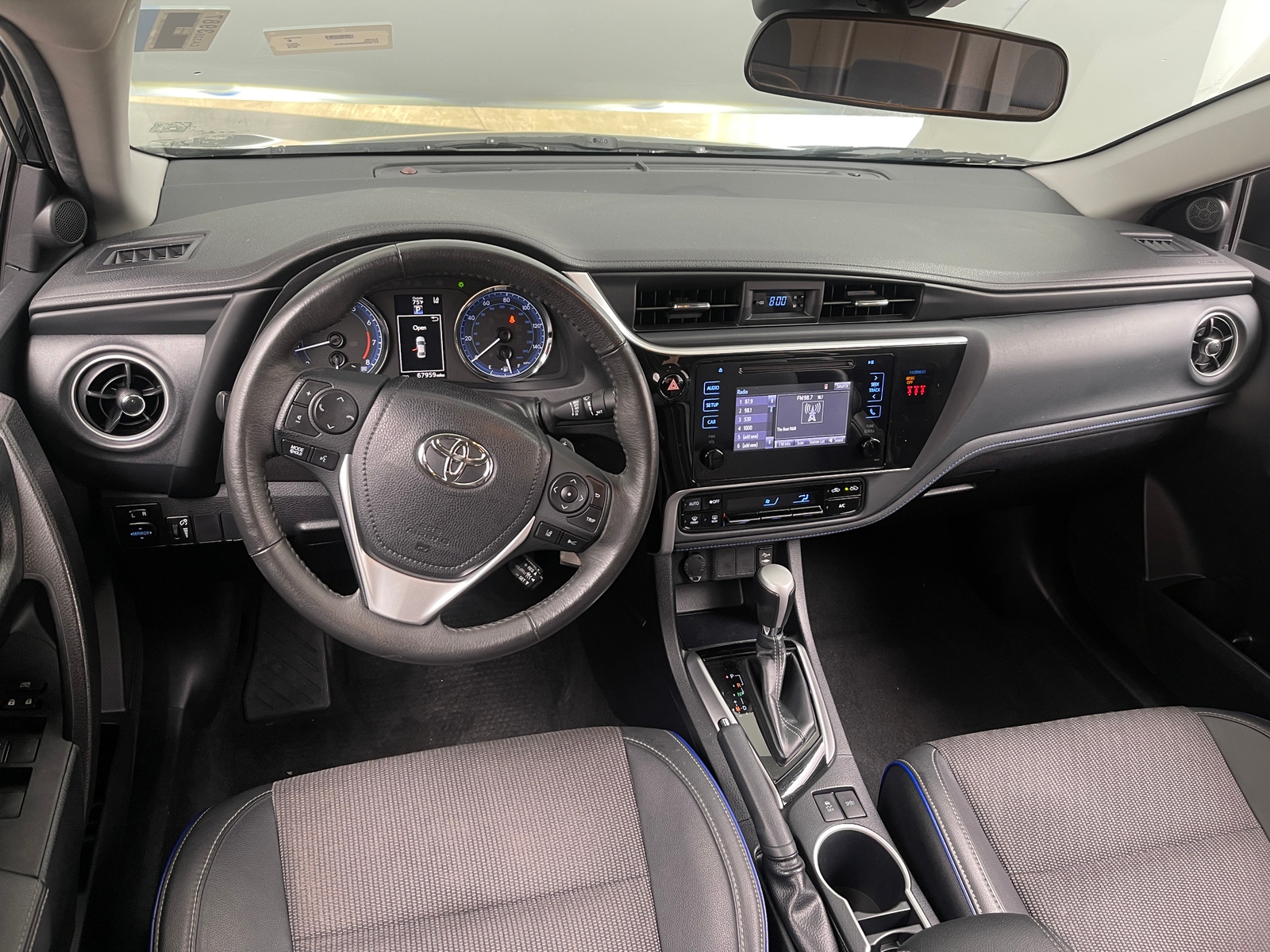 Thumbnail: 2018 Toyota Corolla - 3