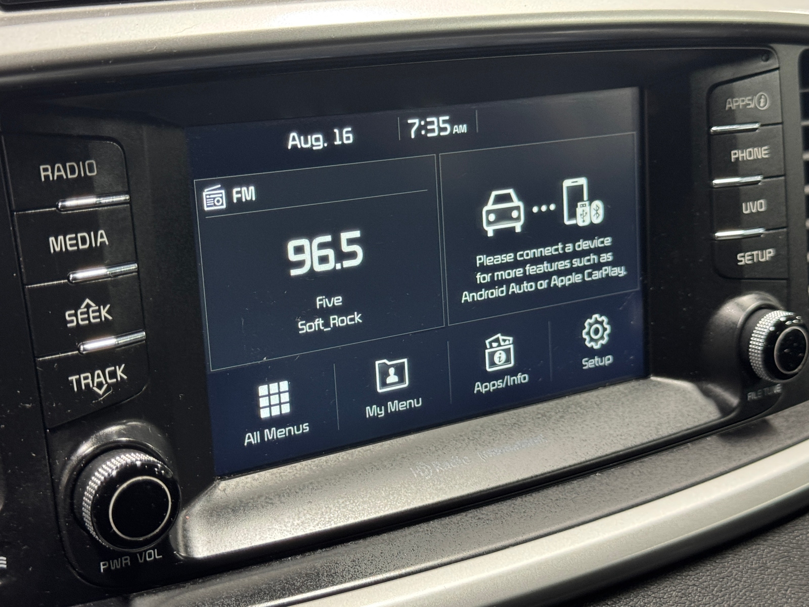 Thumbnail: 2018 Kia Sorento - 4