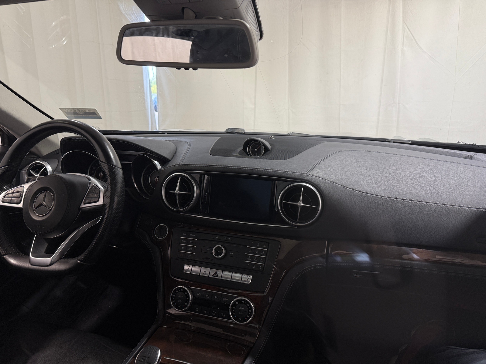 Thumbnail: 2019 Mercedes-Benz SL-Class - 2