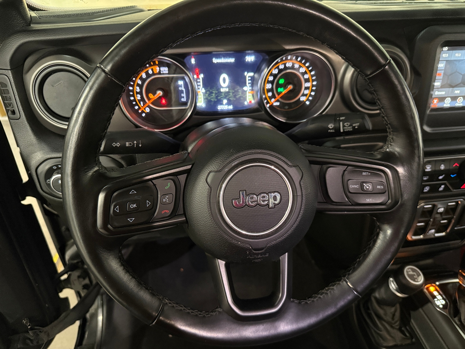 Thumbnail: 2022 Jeep Gladiator - 5
