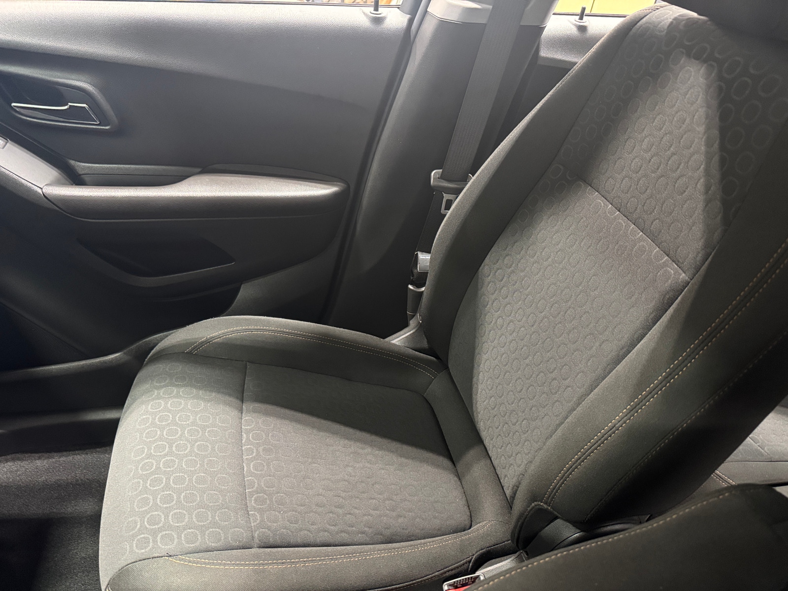 Thumbnail: 2021 Chevrolet Trax - 2