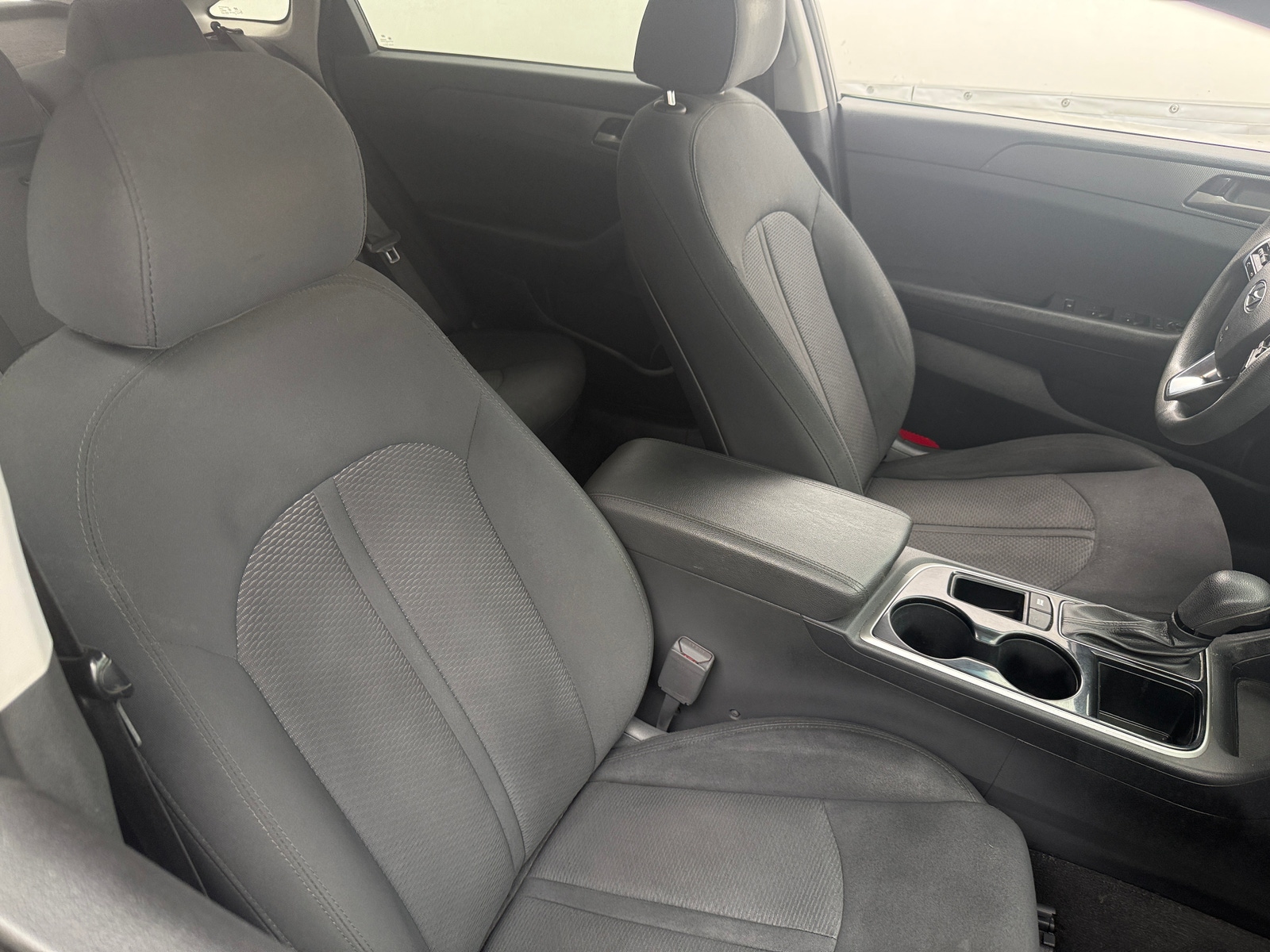 Thumbnail: 2019 Hyundai Sonata - 2