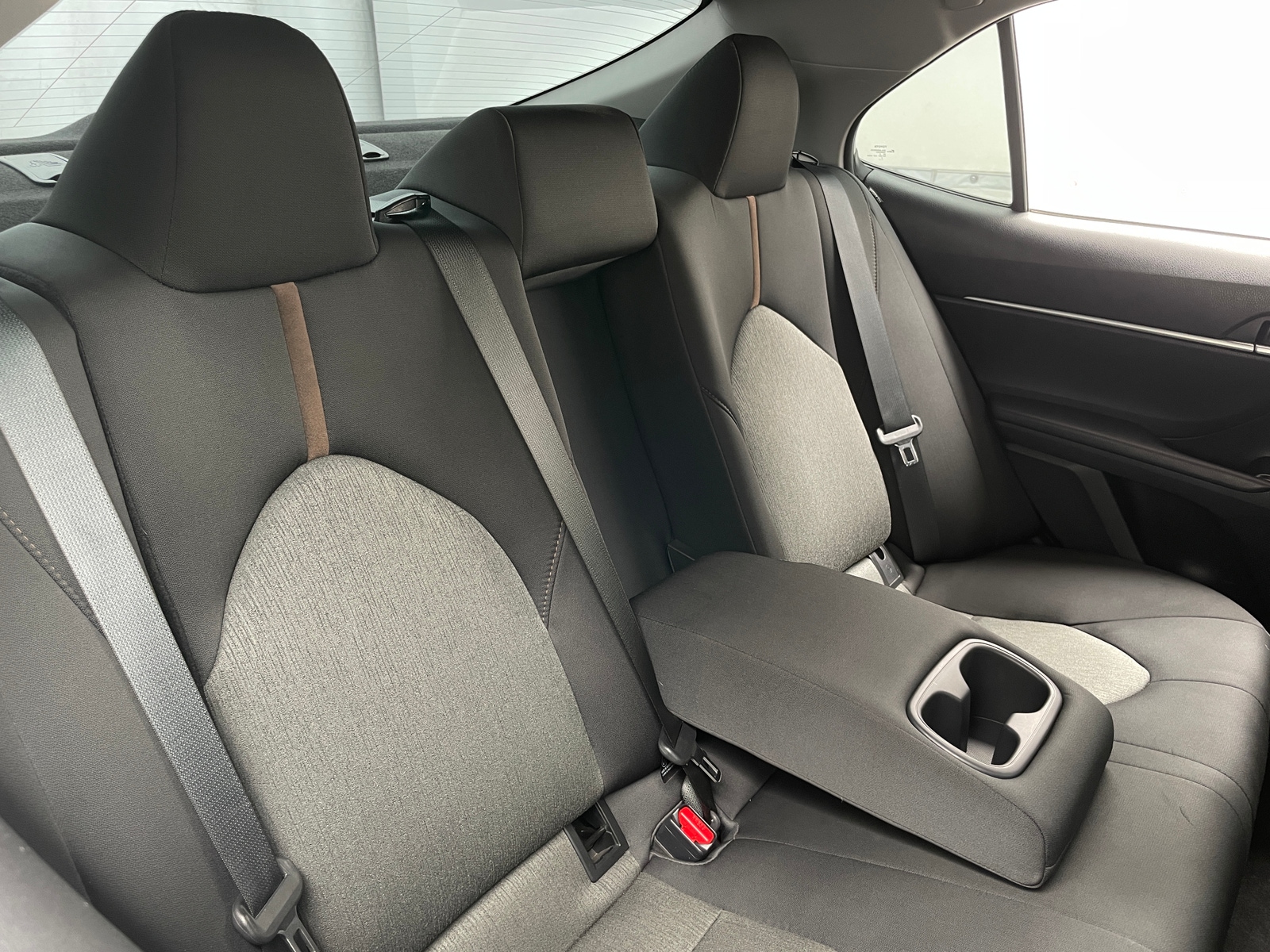 Thumbnail: 2019 Toyota Camry - 6