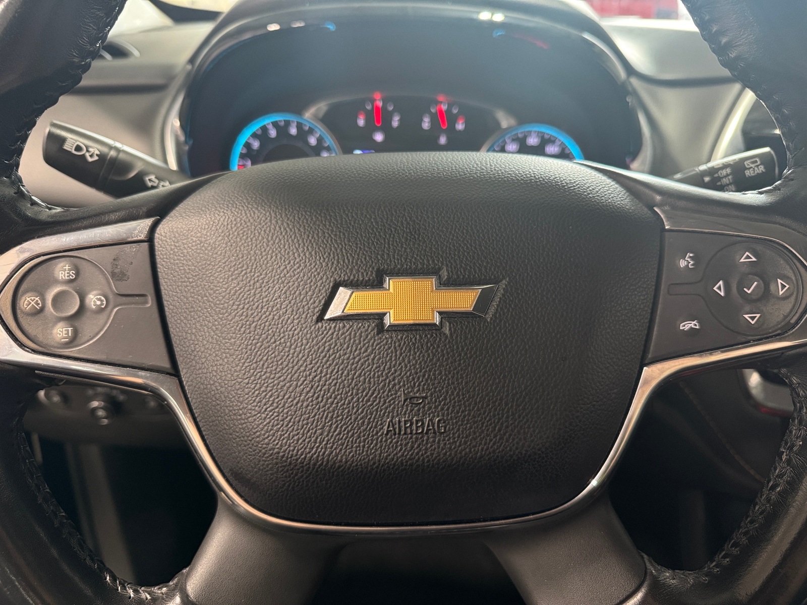 Thumbnail: 2019 Chevrolet Traverse - 4