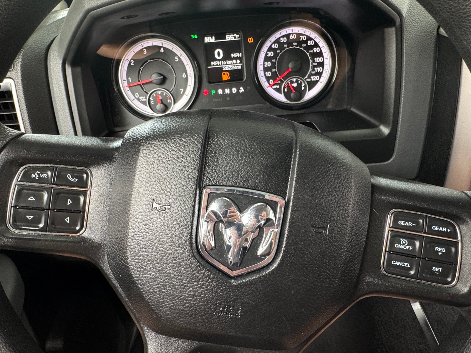 Thumbnail: 2019 RAM 1500 Classic - 5