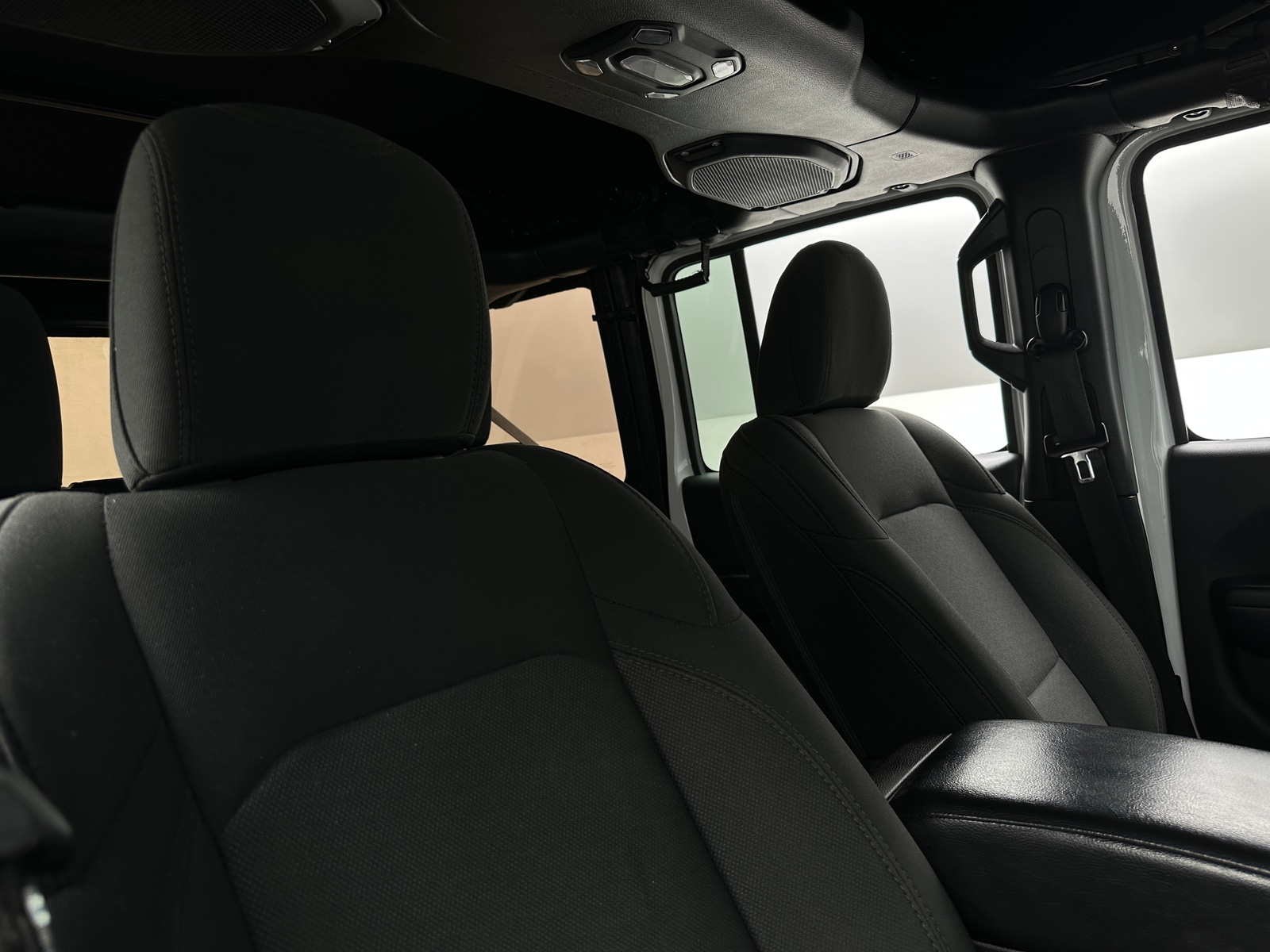 Thumbnail: 2018 Jeep Wrangler - 2