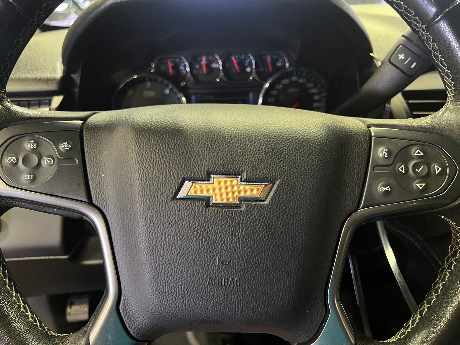 Thumbnail: 2020 Chevrolet Tahoe - 5
